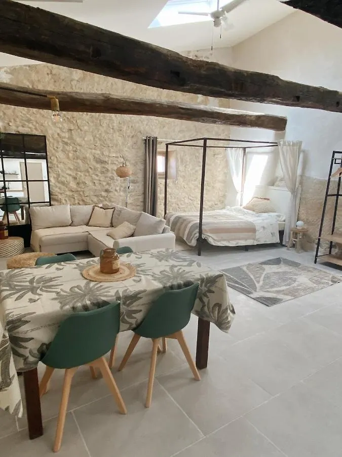 Bonnieux : Loft - La Pause Apartment 0*,